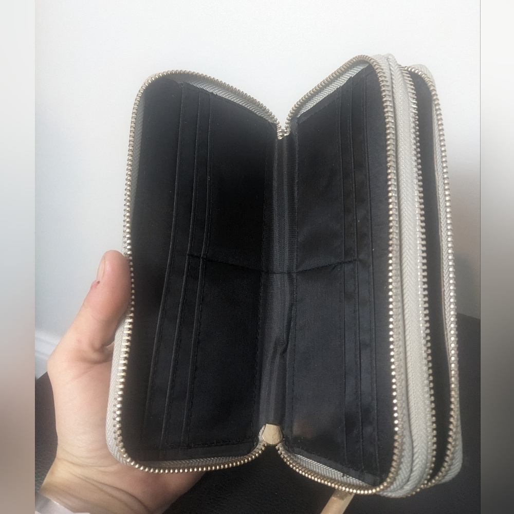 Silver wallet - Picture 5 of 8